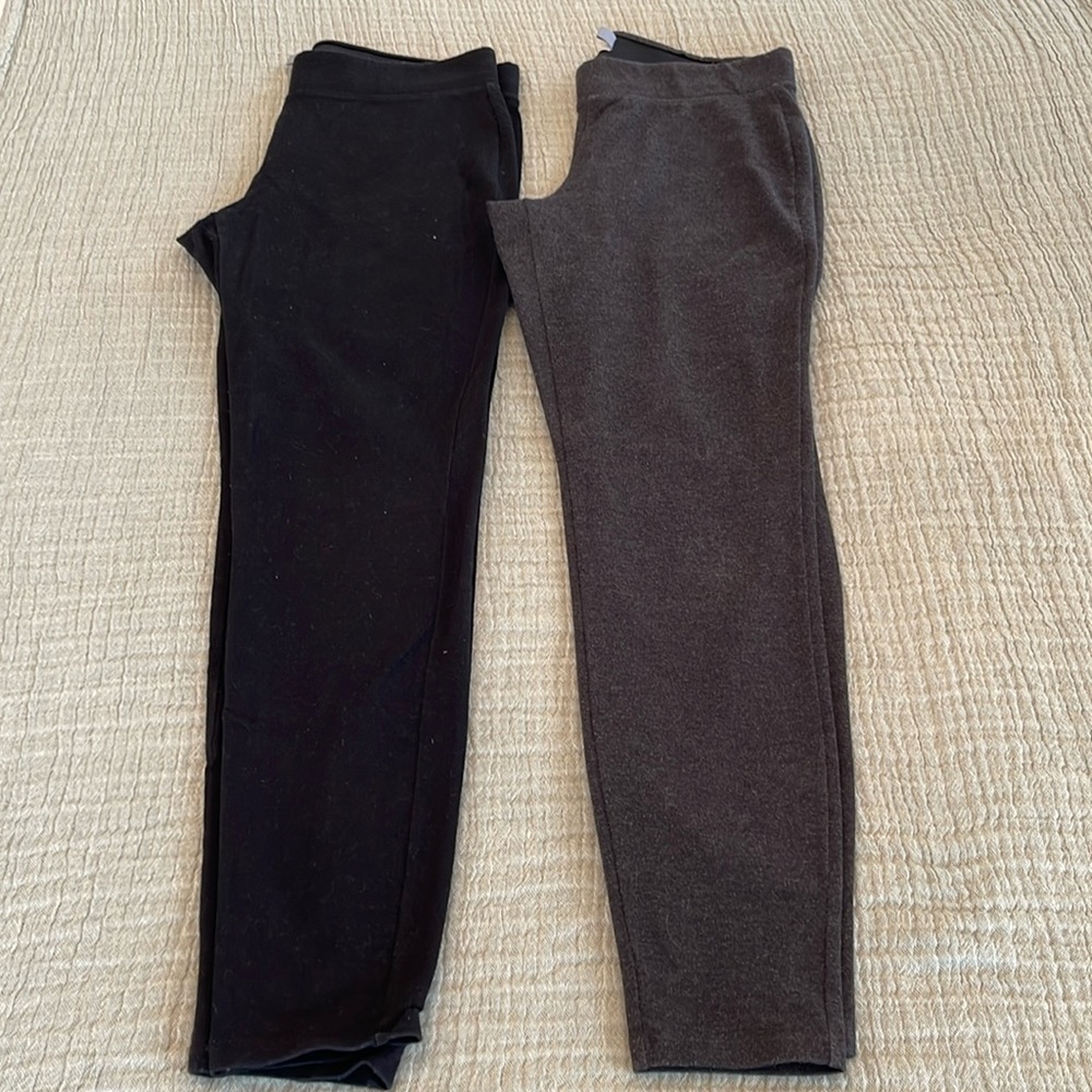 Old Navy Black and Grey Leggings - Size M